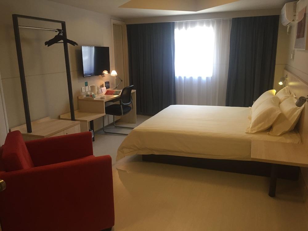 Jingjiang Inn Shanghai Jiading Chengzhong Road Exterior photo