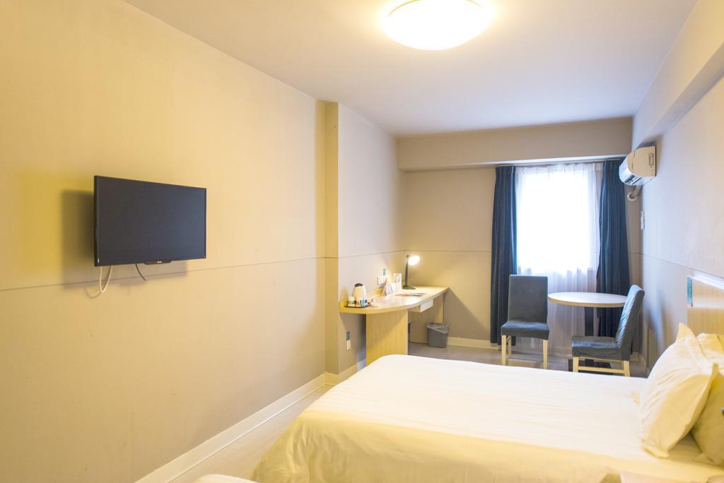 Jingjiang Inn Shanghai Jiading Chengzhong Road Exterior photo