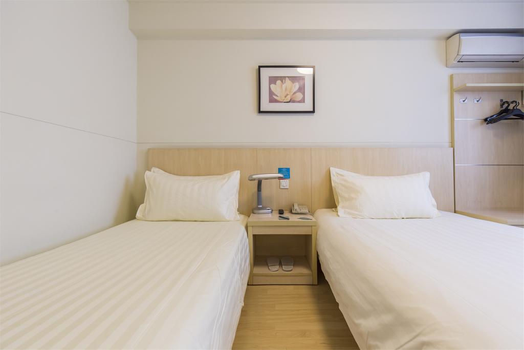 Jingjiang Inn Shanghai Jiading Chengzhong Road Exterior photo