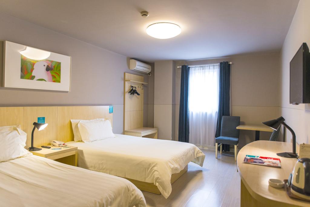 Jingjiang Inn Shanghai Jiading Chengzhong Road Exterior photo